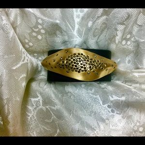 Beautiful Goldtone Bangle Bracelet with Crystals